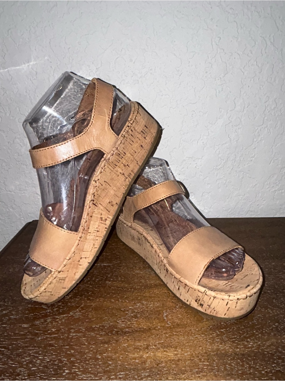 Born CQH24 Buckle Platform Leather Sandal Shoes